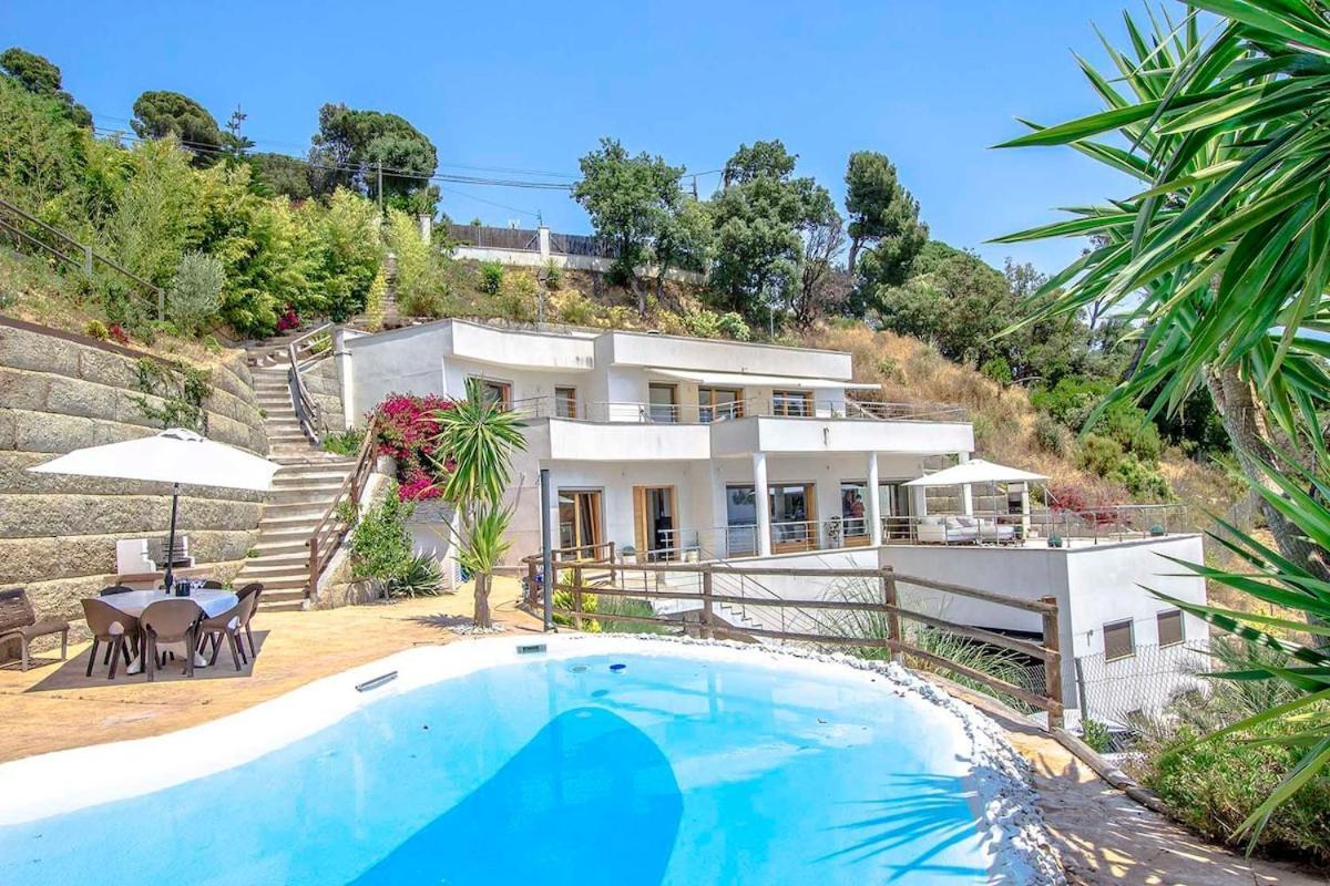 Catalunya Casas Modern Magnificence , Only A Few Km To The Beach! Sant Cebrià de Vallalta المظهر الخارجي الصورة