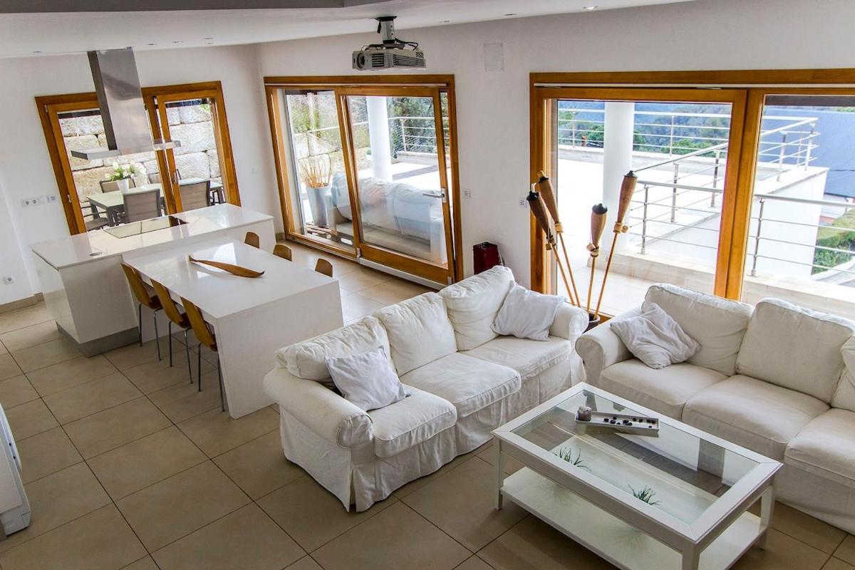 Catalunya Casas Modern Magnificence , Only A Few Km To The Beach! Sant Cebrià de Vallalta المظهر الخارجي الصورة